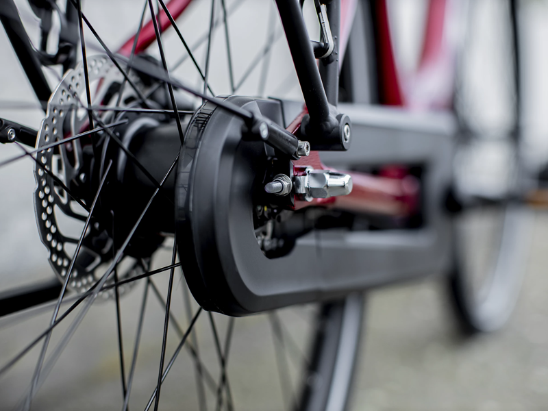 Trek District+ 4 400wh Lowstep Electric Hybrid  Bike 2022 in Red-7